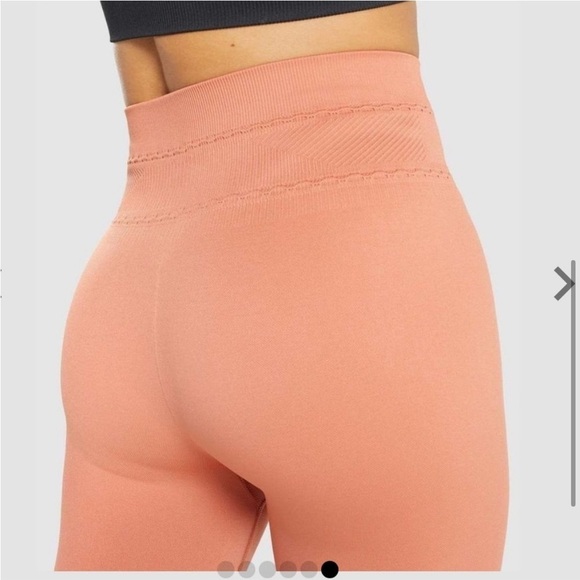 NWOT GYMSHARK studio leggings- 🍑 peach color - Picture 4 of 6